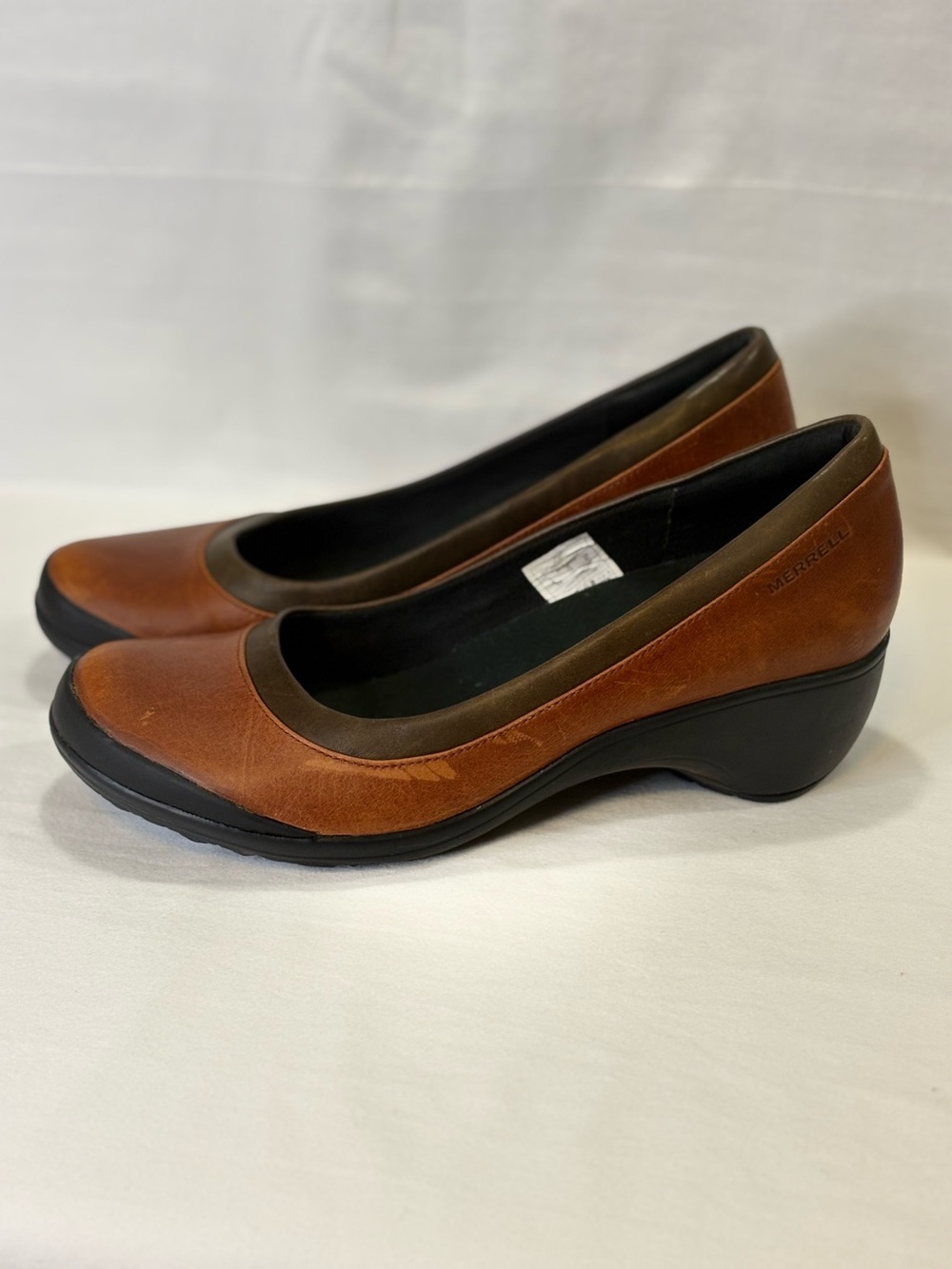 Merrell Women’s Tan/Brown Leather Low Wedge Pumps SZ 10